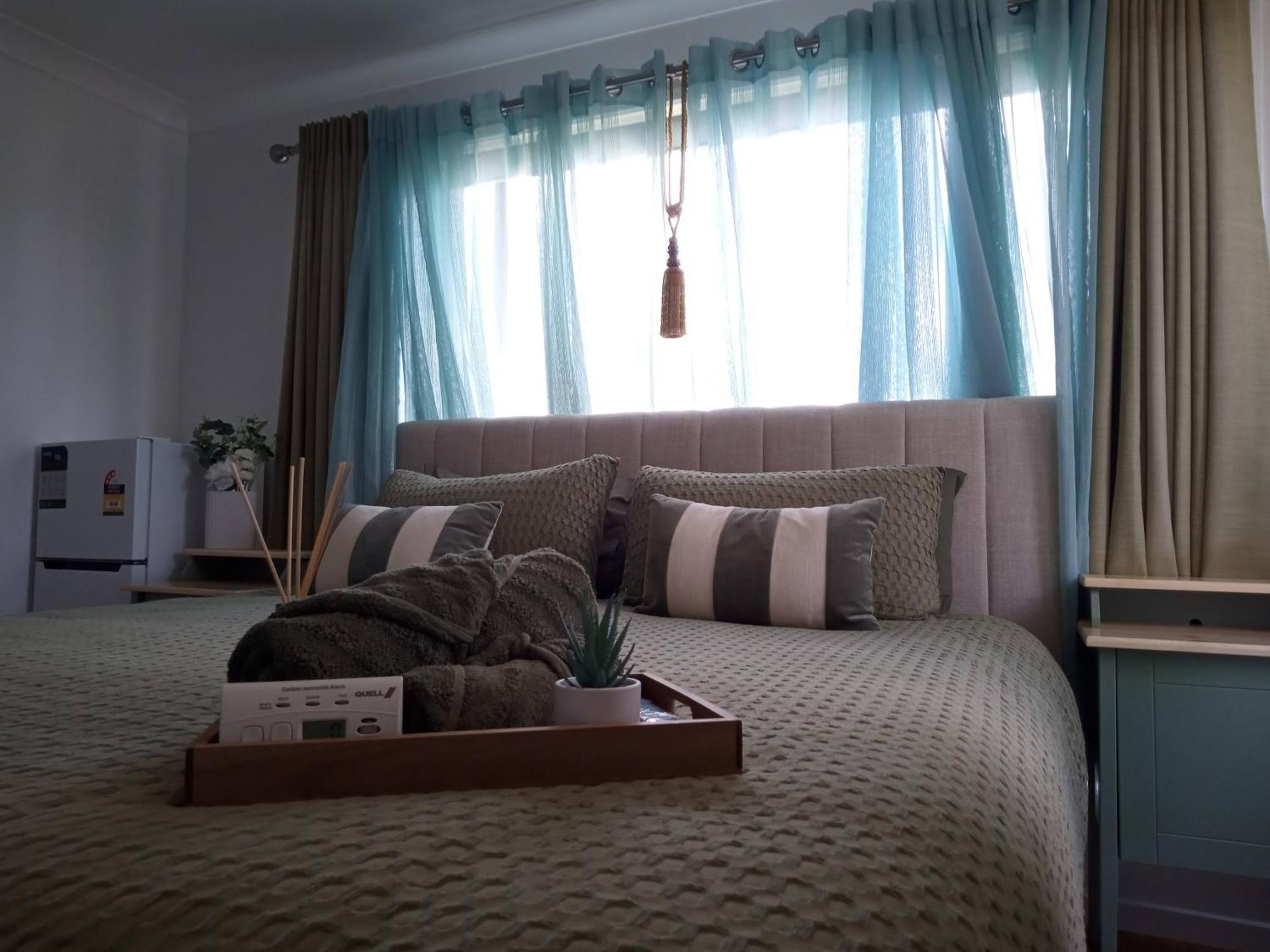 Homestay La Casa In Warner Lakes - A Boutique - A Welcoming Brendale