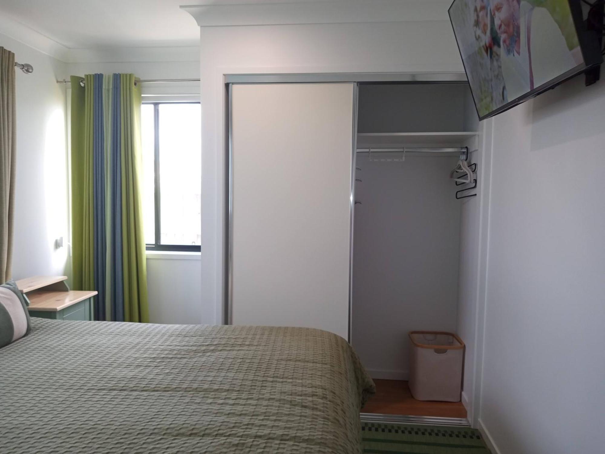 Homestay La Casa In Warner Lakes - A Boutique - A Welcoming Brendale