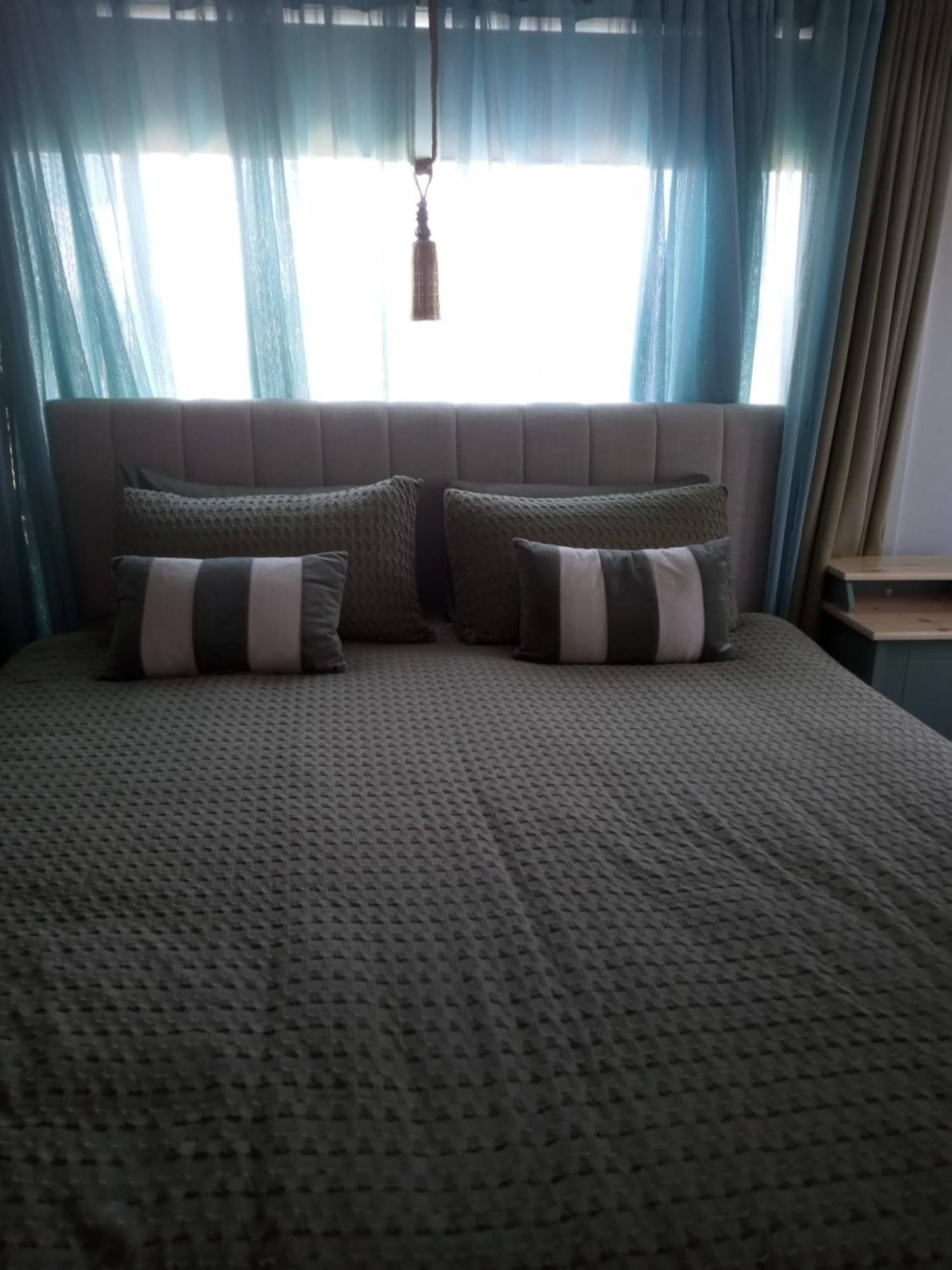 Homestay La Casa In Warner Lakes - A Boutique - A Welcoming *